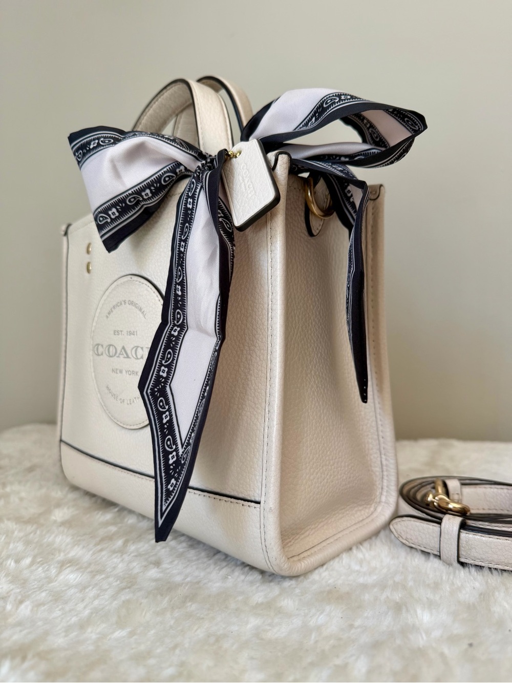 Coach dempsey tote bag 22 in off white leather and bow - Picture 6 of 12